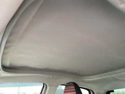 Photo 24 Citroën C1  Airscape VTi 72 S&S Feel