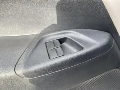 Photo 19 Citroën C1  Airscape VTi 72 S&S Feel