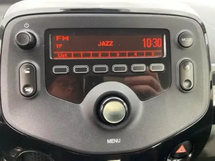 Photo 10 Citroën C1  Airscape VTi 72 S&S Feel