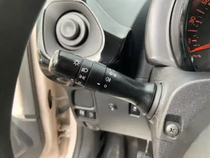 Photo 16 Citroën C1  Airscape VTi 72 S&S Feel