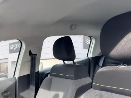 Photo 24 Citroën C3 Gén. III Ph2 Feel Pack 5