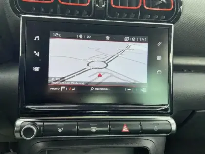 Photo 21 Citroën C3 Aircross  BlueHDi 100 BVM5 Shine