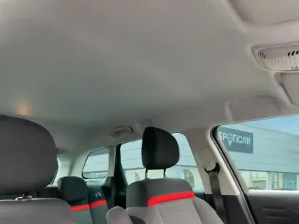 Photo 24 Citroën C3 Aircross  BlueHDi 100 BVM5 Shine