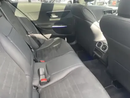 Photo 10 Mercedes Classe C  200 d Berline AMG Lin