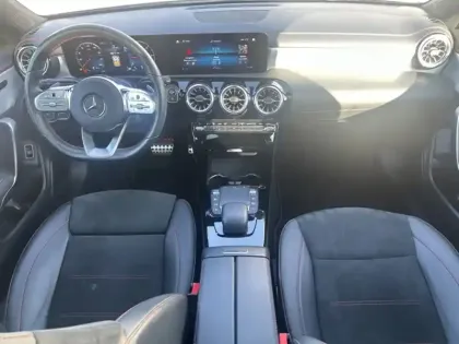 Photo 10 Mercedes CLA  200 d Coupé AMG Line