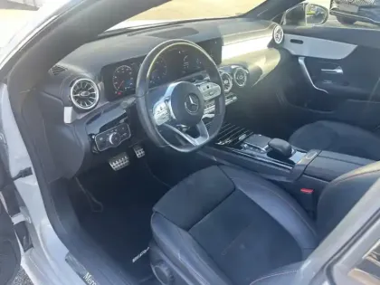 Photo 13 Mercedes CLA  200 d Coupé AMG Line