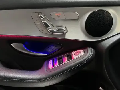 Photo 16 Mercedes Classe GLC GLC 300de 4MATIC SUV AMG Line