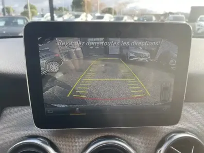 Photo 13 Mercedes GLA 200 d Sensation