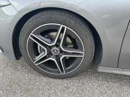 Photo 10 Mercedes Classe A Gén. IV (W177) Ph2 AMG Line 5