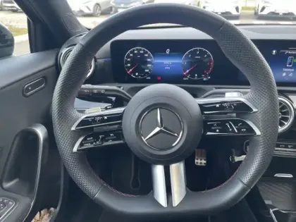 Photo 26 Mercedes Classe A Gén. IV (W177) Ph2 AMG Line 5