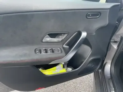 Photo 16 Mercedes Classe A Gén. IV (W177) Ph2 AMG Line 5