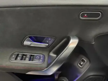 Photo 14 Mercedes Classe A 250 e Hybrid EQ AMG Line