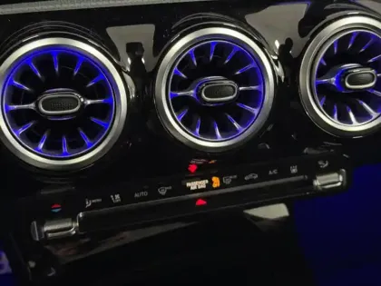 Photo 20 Mercedes Classe A Gén. IV (W177) Ph2 AMG Line 5