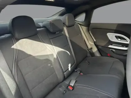 Photo 18 Mercedes CLA  200 AMG Line