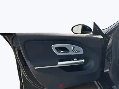 Photo 15 Mercedes CLA  200 AMG Line