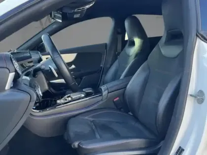 Photo 20 Mercedes CLA  200 d Shooting Brake AMG L