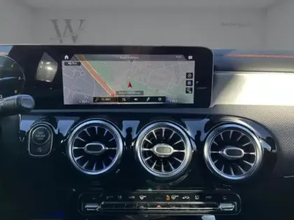 Photo 17 Mercedes CLA  200 d Shooting Brake AMG L