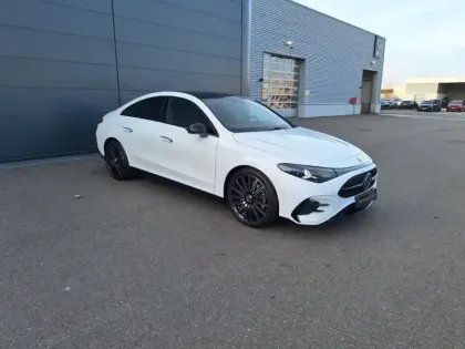 Photo 5 Mercedes CLA  200 AMG Line