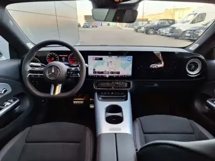 Photo 9 Mercedes CLA  200 AMG Line