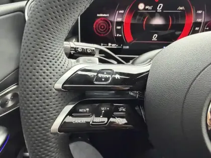 Photo 12 Mercedes Classe GLC GLC 220 d 4MATIC AMG Line