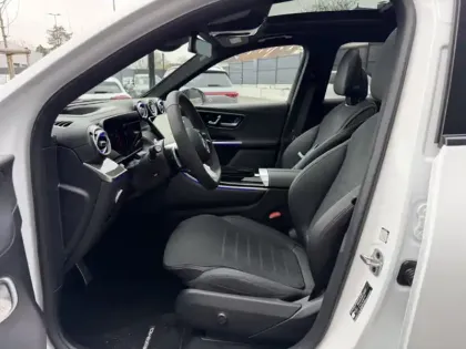 Photo 25 Mercedes Classe GLC Gén. II (X254) Ph1 AMG Line 5