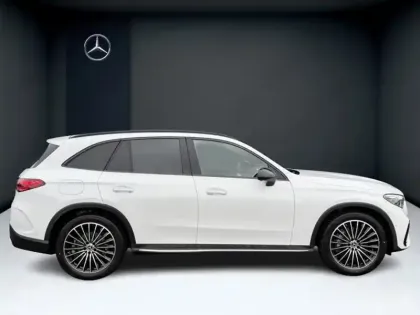 Photo 5 Mercedes Classe GLC GLC 220 d 4MATIC AMG Line