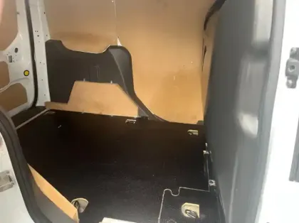 Photo 8 Ford Transit Connect Fourgonnette L1 1.0E 100ch E85 Trend