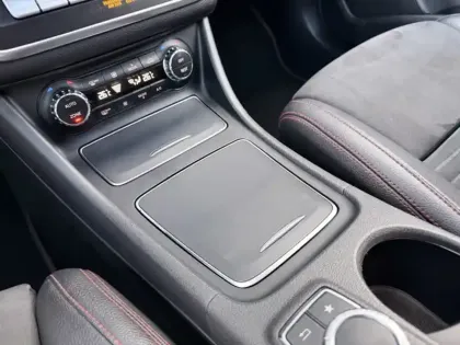 Photo 13 Mercedes CLA 220 d SB Fascination