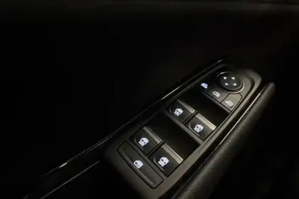 Photo 16 Renault Austral E-Tech full hybrid 200 GSR2 Iconic esprit Alpine