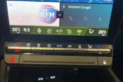 Photo 18 Renault Austral E-Tech full hybrid 200 GSR2 Iconic esprit Alpine