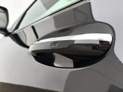 Photo 11 Mercedes Classe C 300 e Hybrid EQ AMG Line +