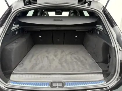 Photo 8 Mercedes Classe C 300 e Hybrid EQ AMG Line +