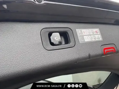 Photo 46 Mercedes Classe C 300 e Hybrid EQ AMG Line +