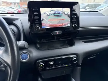 Photo 13 Toyota Yaris Hybride 116h Design