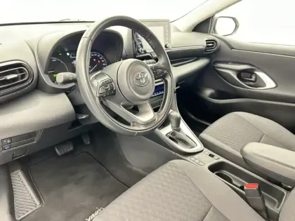 Photo 15 Toyota Yaris Hybride 116h Dynamic