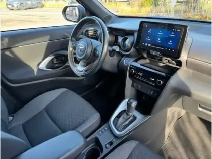 Photo 16 Toyota Yaris Hybride 1.5 HYBRID 116H DESIGN AUTO