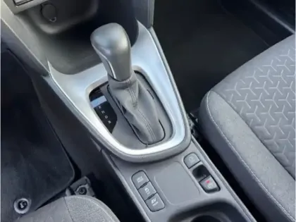 Photo 17 Toyota Yaris Hybride 1.5 HYBRID 116H DESIGN AUTO