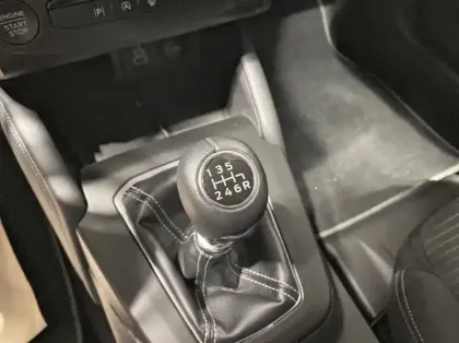 Photo 7 Ford Focus 1.0 EcoBoost mHEV 125ch Titanium X Business