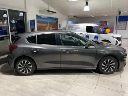 Photo 19 Ford Focus 1.0 EcoBoost mHEV 125ch Titanium X Business