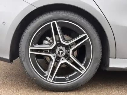 Photo 50 Mercedes Classe A 180 AMG Line