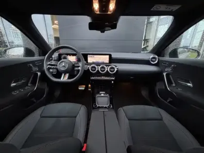 Photo 54 Mercedes Classe A 180 AMG Line