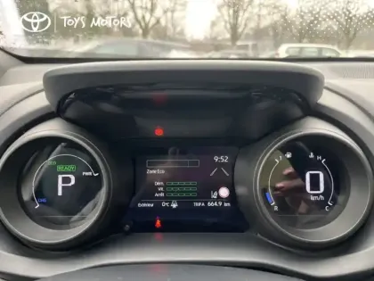 Photo 17 Toyota Yaris Hybride 116h Design