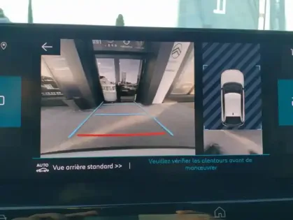 Photo 10 Citroën C4 III BlueHDi 130 S&S EAT8 Shine