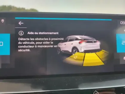 Photo 38 Citroën C4 III BlueHDi 130 S&S EAT8 Shine