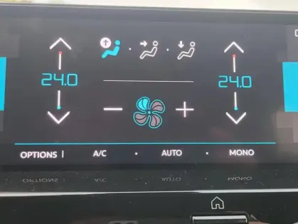 Photo 34 Citroën C4 III BlueHDi 130 S&S EAT8 Shine