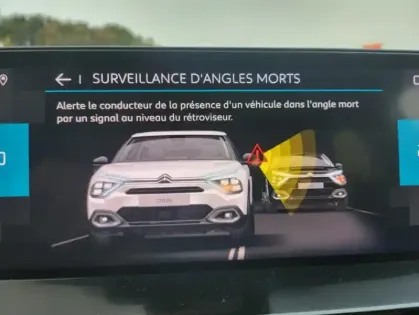 Photo 5 Citroën C4 III BlueHDi 130 S&S EAT8 Shine