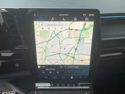 Photo 14 Renault Austral E-Tech full hybrid 200 GSR2 Techno esprit Alpine