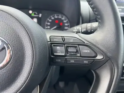 Photo 13 Toyota Yaris Hybride 116h Dynamic