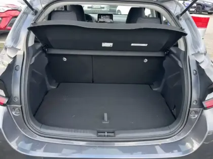 Photo 8 Toyota Yaris Hybride 116h Dynamic