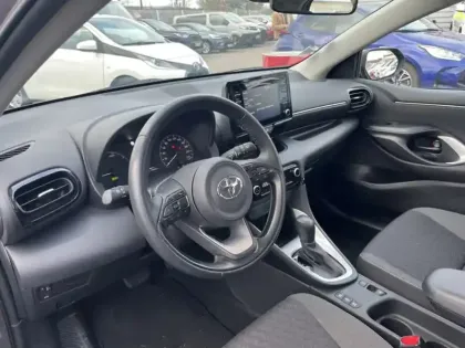 Photo 11 Toyota Yaris Hybride 116h Dynamic